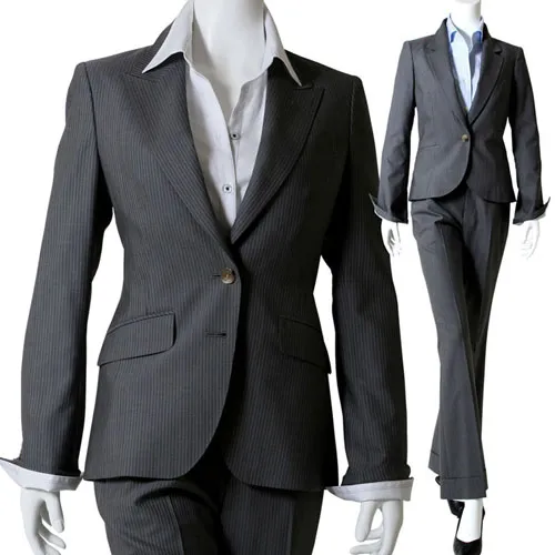 isn'tのレディースフルオーダースーツ