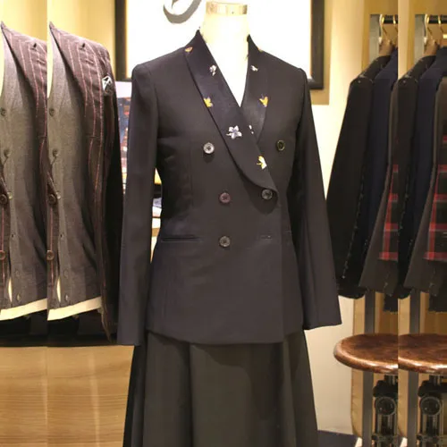 メンズ仕立てジャケットとスカート